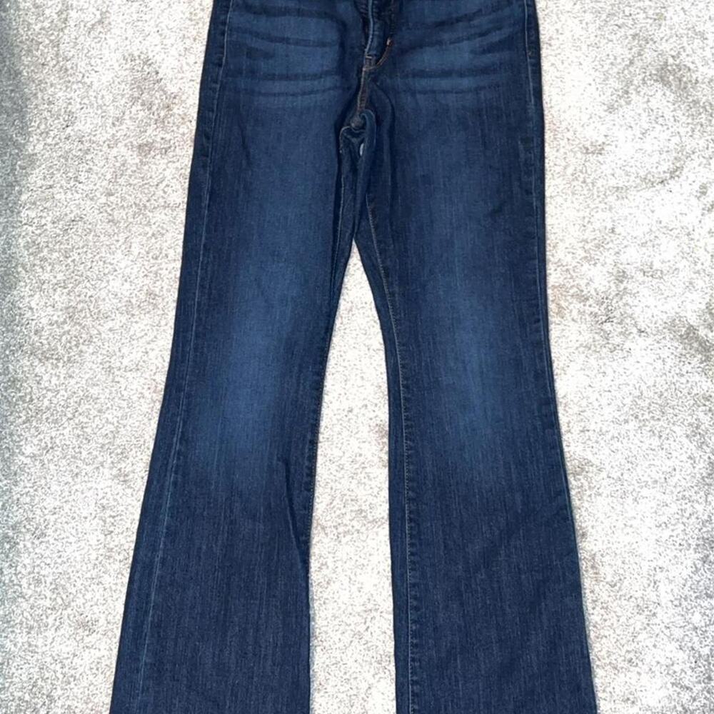 Levis dark wash mid rise - Picture 1 of 3